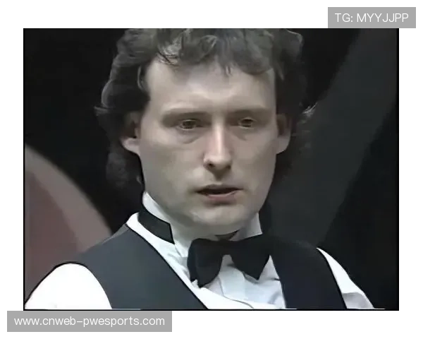 吉米·克鲁特赛后坐轮椅 澳大利亚明星伤势引担忧